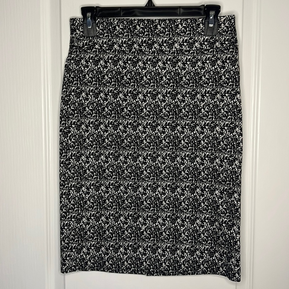Alex & Olivia Pencil Skirt abstract black and white small